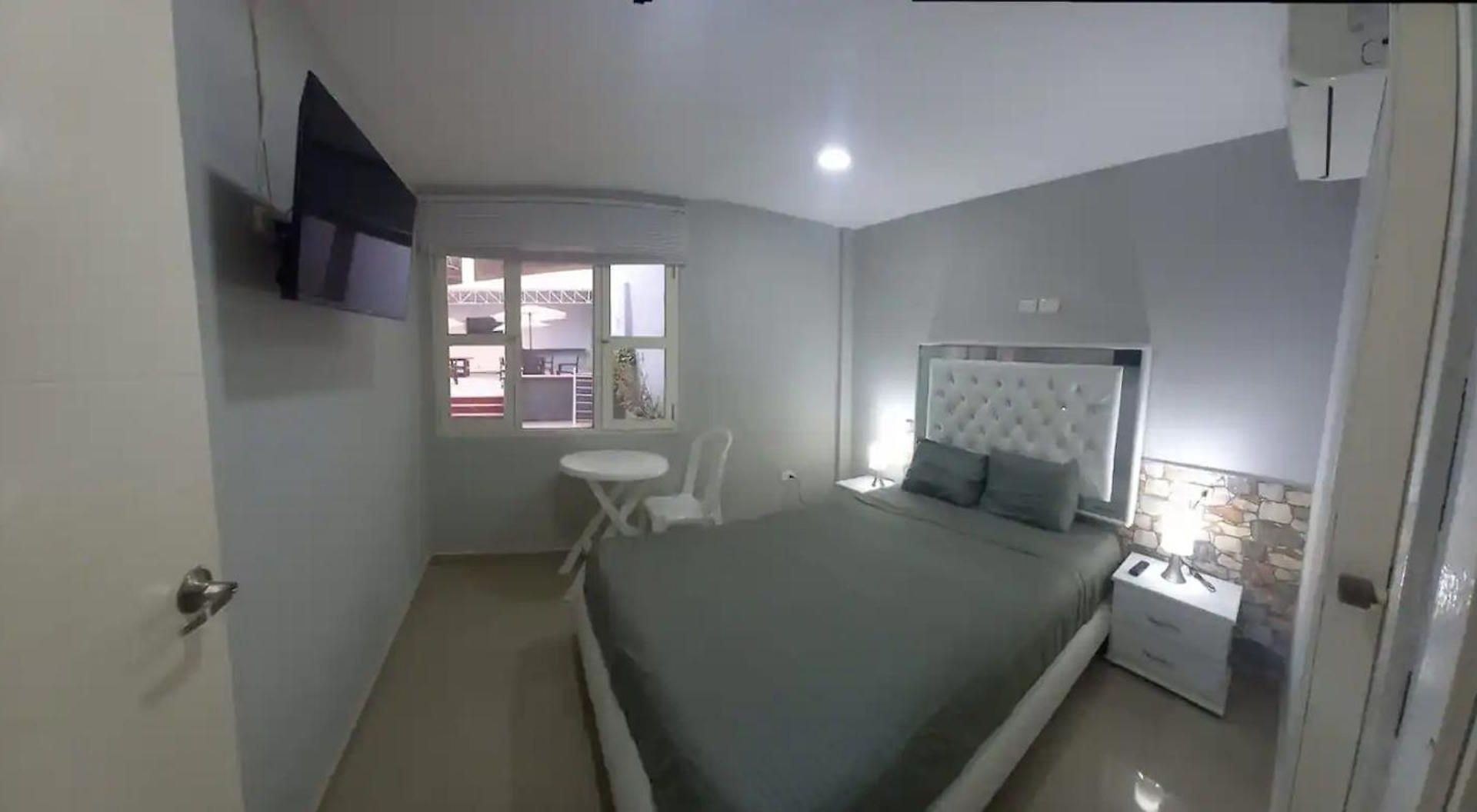 In - Bm-6 Near The Sea With Air Conditioning And Wifi