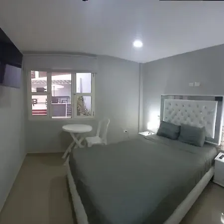 In - Bm-6 Near The Sea With Air Conditioning And Wifi